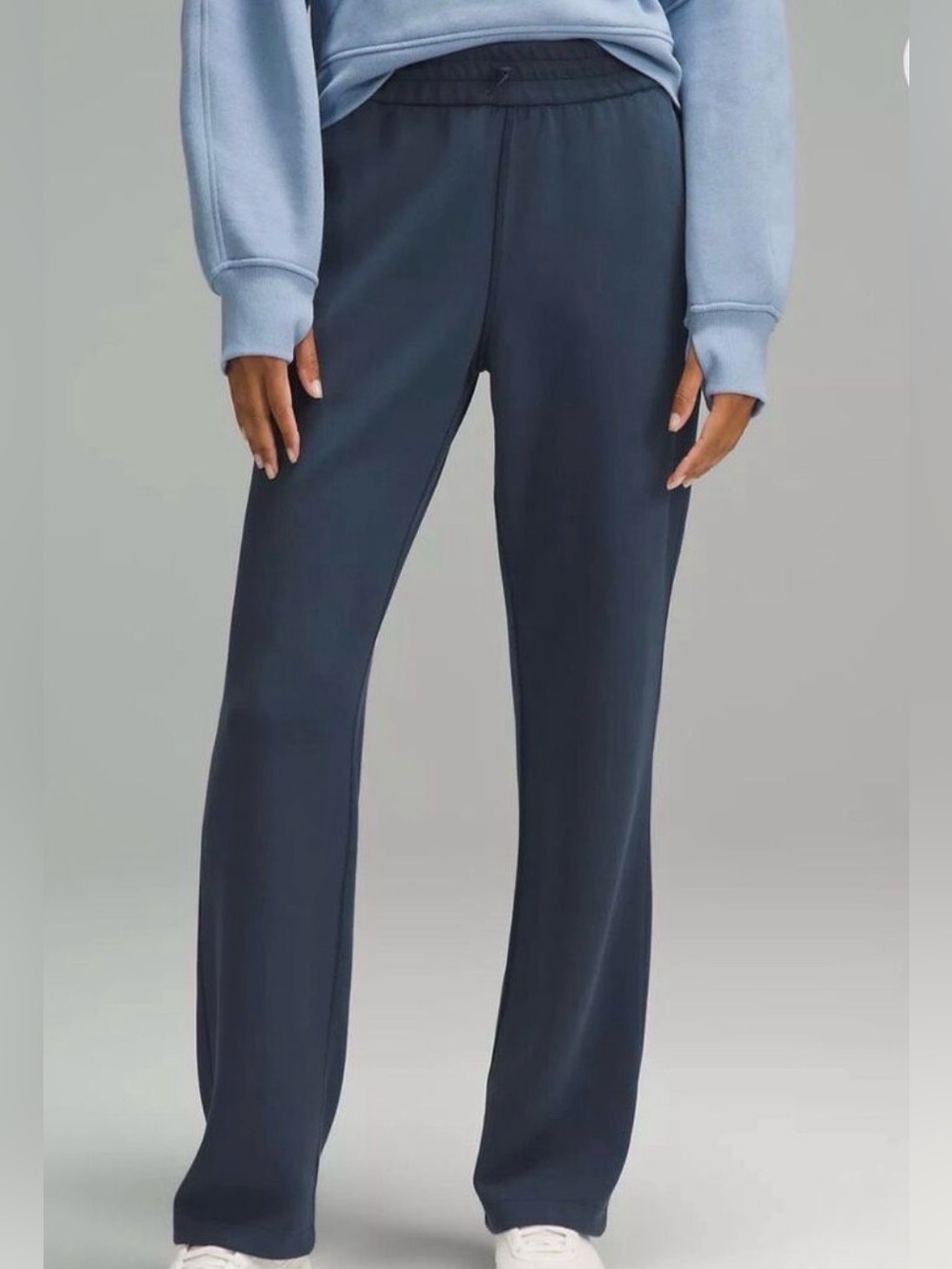 Lululemon Softstreme High-Rise Pant size 4 Navy